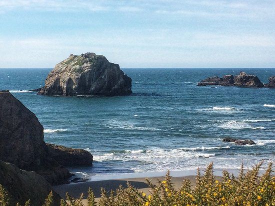 Face Rock State Scenic Viewpoint